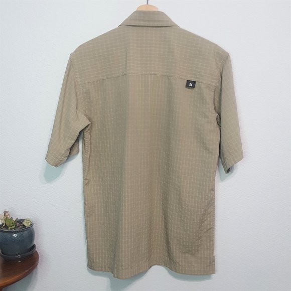 The North Face Tekware Tech Mens Button Down Shirt - Picture 2 of 7